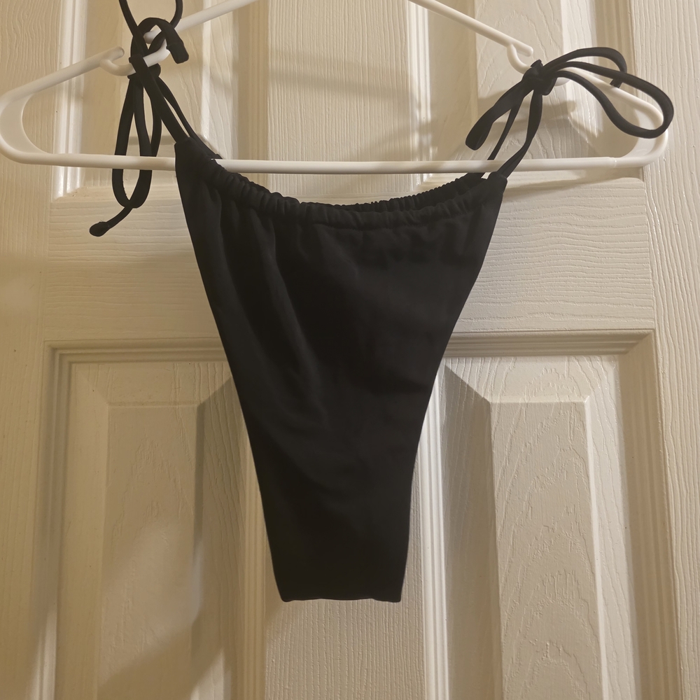 4/$24 Victoria's Secret Tie Side Black Bikini Bottom